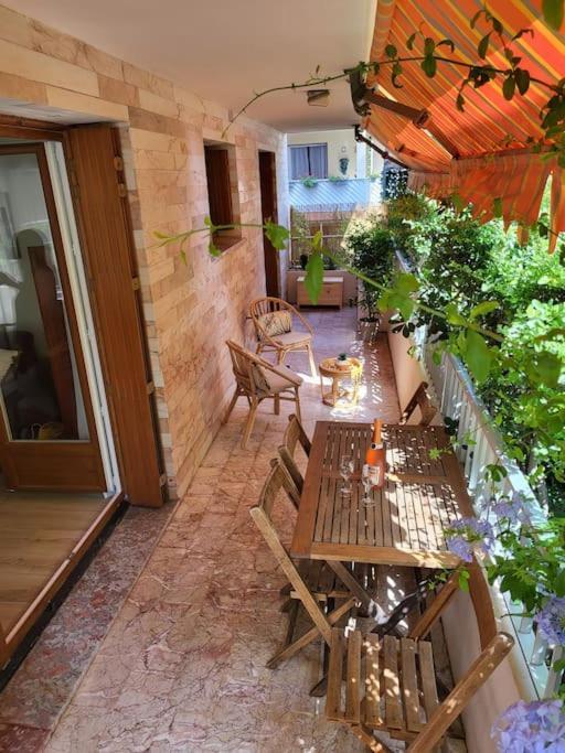 Appartement Sanary Portissol Exteriör bild