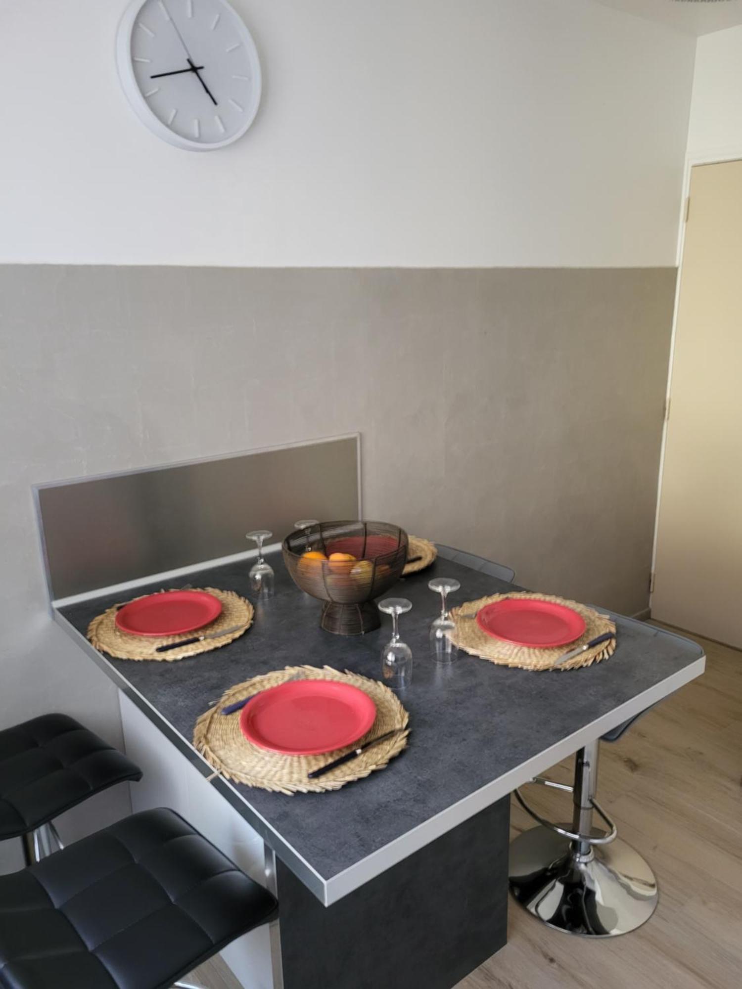 Appartement Sanary Portissol Exteriör bild